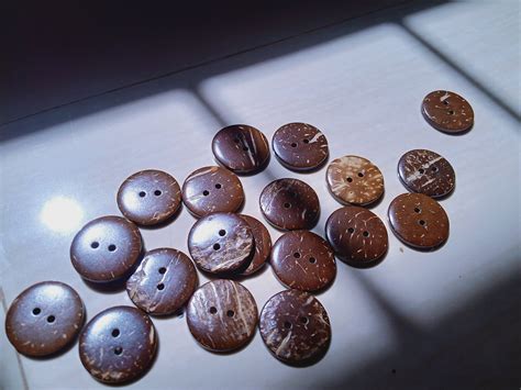 Coconut shell buttons 10 pieces round shaped sewing and crafts | Etsy