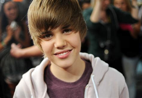 Famous Biography of Justin Bieber - The Digital Biography The Digital ...