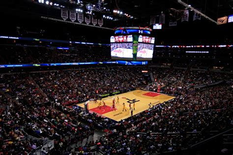 NBA World Reacts To Fan Incident During Wizards-76ers Game - The Spun