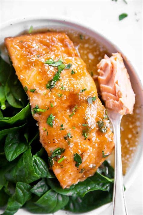 Honey Garlic Salmon Baked in Foil - Savory Nothings