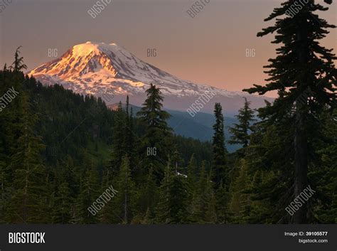 Mount Adams Sunrise Image & Photo (Free Trial) | Bigstock