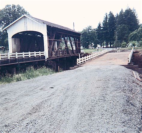 Marcola Covered bridge | Demolition in progress in this pict… | Flickr