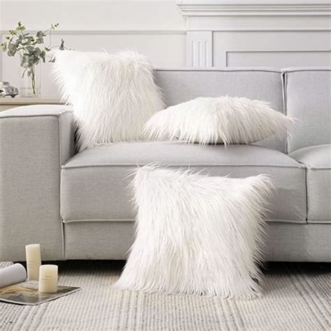 17 Best Winter Bedding Pieces For A Warm Winter Sleep