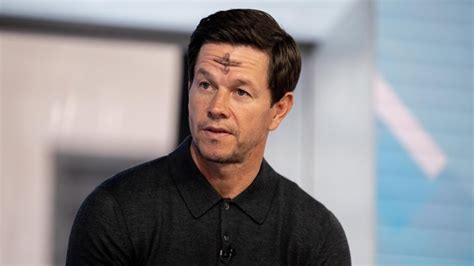 Mark Wahlberg Filmed Viral Video For Teacher After Surprise Run-In In Store