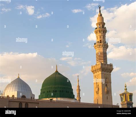 Medina, Masjid Nabawi or Prophet Mosque. The famous Green Dome. Madinah ...