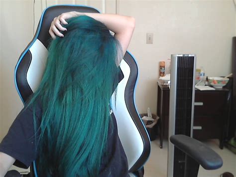 My hair faded to this teal from a darker blue and I'm absolutely loving it. : FancyFollicles