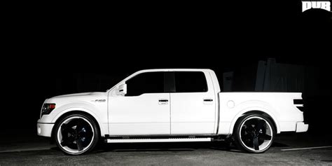 Ford F-150 w/ DUB Baller S116 Wheels