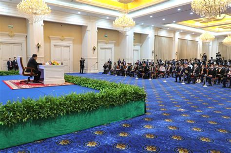 VOD, VOA Reporters Banned from PM’s Post-Asean Speech