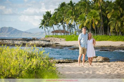 Oahu Family Beach Photos | Diane by RIGHT FRAME PHOTOGRAPHY