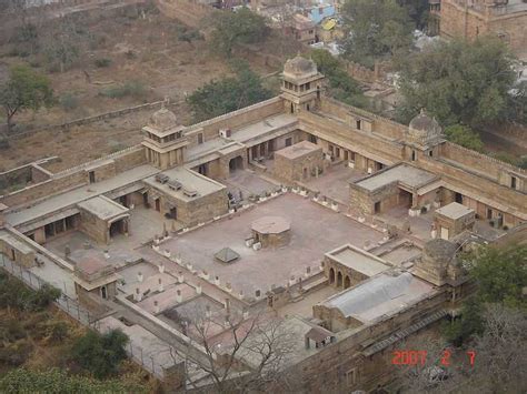 Gujari Mahal, Gwalior | History, Images, Timings