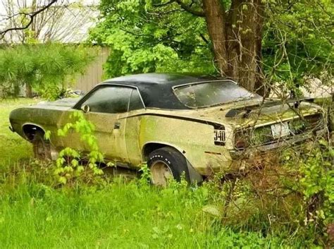 Pin by Alan Braswell on Rusty treasure and barn finds | Abandoned cars, Junkyard cars, Mopar ...