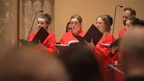 Catholic church near me: Hundreds of parishioners gather for Holy Name Cathedral Christmas Eve ...