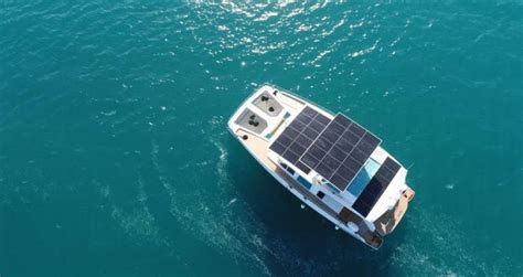 Which type of solar panels are best for a boat? - Solar Panels Perth