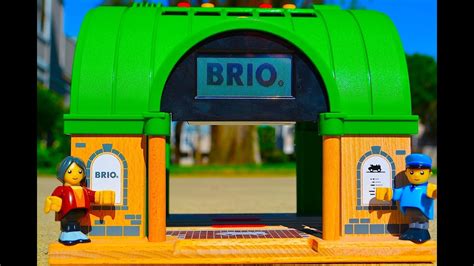 BRIO Wooden Railway CENTRAL STATION Toy Train Review 33655 - YouTube