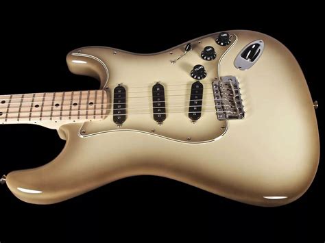 Eric Clapton Antigua 10th Anniversary Crossroads Stratocaster - FUZZFACED