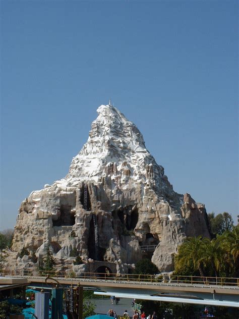 Florida Disneyland: Matterhorn Disneyland |Matterhorn Ride Disneyland