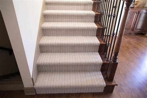 Hollywood Waterfall Carpet Stairs : To install this style, the carpet ...