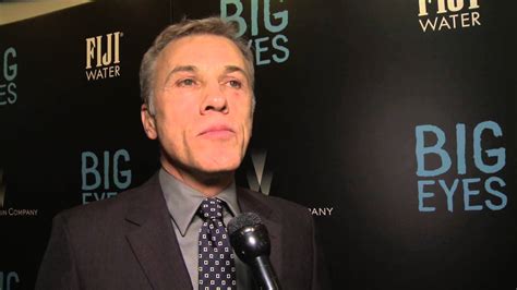 Big Eyes: Christoph Waltz Red Carpet Premiere Interview | ScreenSlam - YouTube