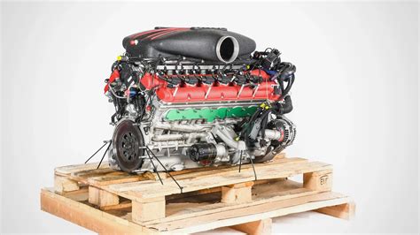 √Brand-new Ferrari FXX V12 engine is heading to auction - Drive 52