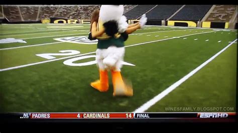 Oregon Duck Mascot on ESPN College GameDay - YouTube