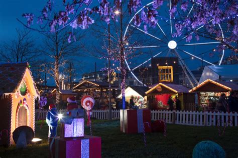 Top 6 Christmas Markets in Ireland - Experience Ireland like a Local