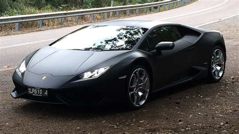 Lamborghini Huracan Coupe 2015 review | CarsGuide