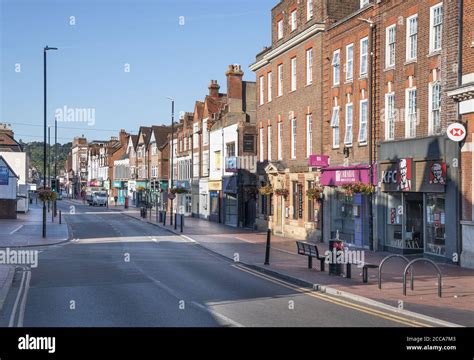 Tonbridge high street hi-res stock photography and images - Alamy