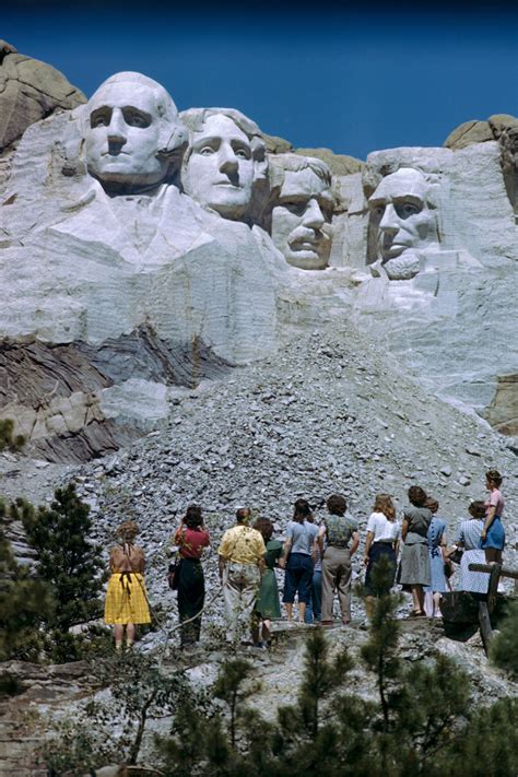 31 octobre 1941 – L’ensemble du mont Rushmore est achevé - Nima REJA