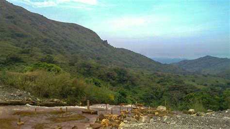 Lake Nyos, Cameroon | Taken on 20 November 2013 in Cameroon … | Flickr