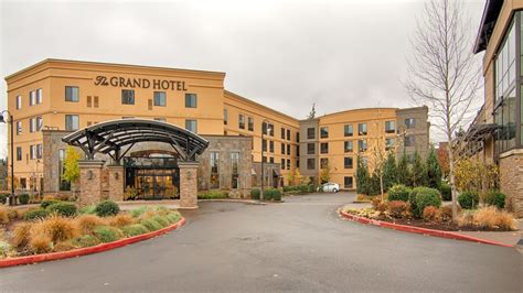 Grand Hotel at Bridgeport - Reviews, Photos & Rates - ebookers.com