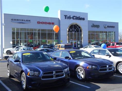 Tri Cities Chrysler Dodge Jeep Ram : Kingsport , TN 37660 Car ...