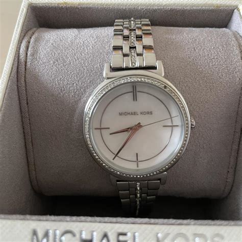 Michael Kors Women's Silver Watch | Depop