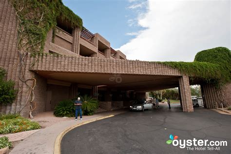 Loews Ventana Canyon Resort Review: What To REALLY Expect If You Stay