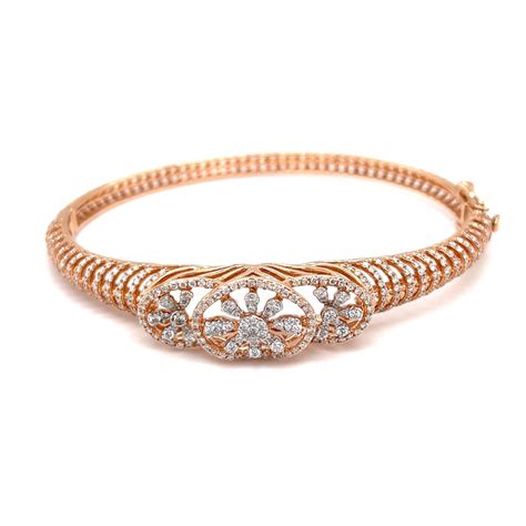 Buy quality Fancy diamond bracelet for casual everyday wear in hallmark ...