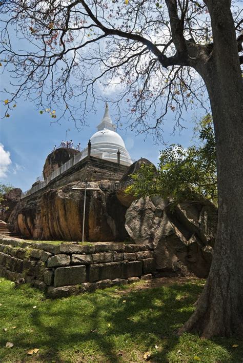 Isurumuniya Temple in Anuradhapura, Sri Lanka Stock Photo - Image of buddha, buddhist: 69307084