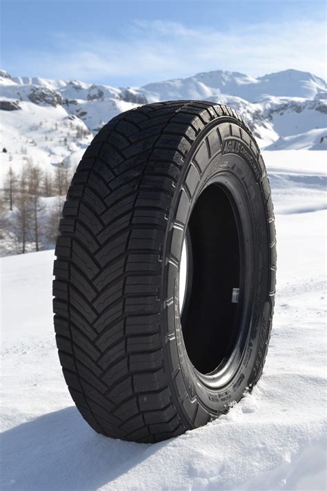 Michelin launches Agilis CrossClimate van and light truck tyre for safe driving in all weather ...