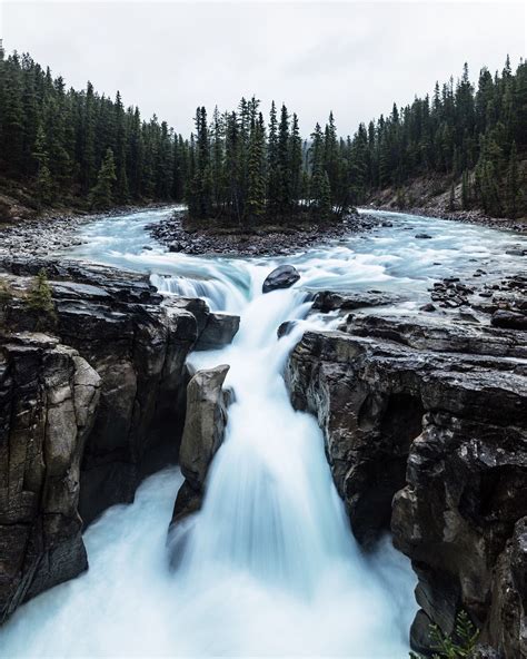 sunwapta falls. jasper national park. alberta. | Sunwapta falls ...