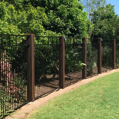Diy Fence Ideas For Front Yard / Amazing-Yard-Fence-Ideas - Nancy Hugo ...