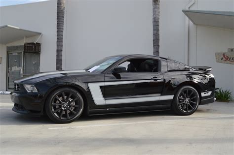 2012 Black V6 w/ Reverse "C" Stripes & Hood Spears? Your thoughts ...