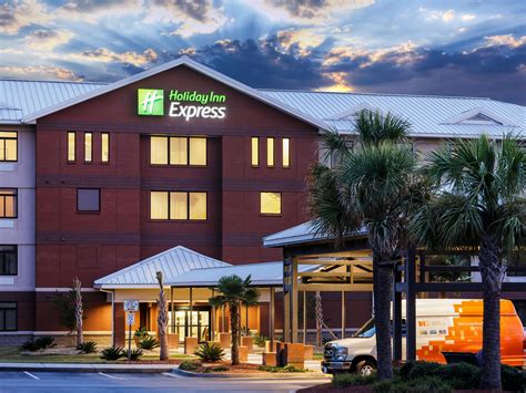 Holiday Inn Express Fort Jackson Inn Hotel by IHG