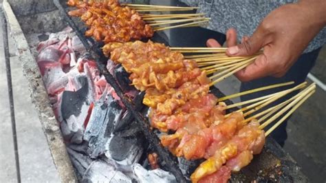 Cicipi Yuk Lezatnya Sate Kelinci di Kawasan Kuliner Merbabu