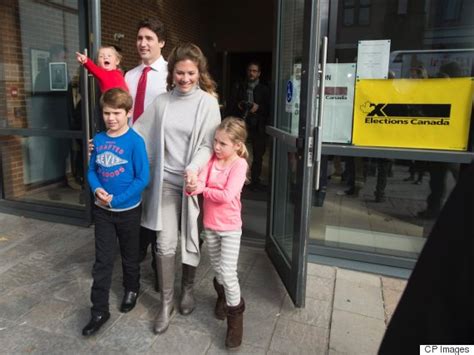 Young Justin Trudeau Definitely Wasn't Stoked At His Dad's Swearing-In