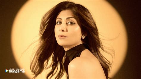 Shilpa Shetty Wallpapers | shilpa-shetty-2-122 - Bollywood Hungama