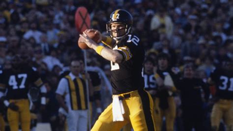 The 'Hall of Fame quarterbacks' quiz | Yardbarker