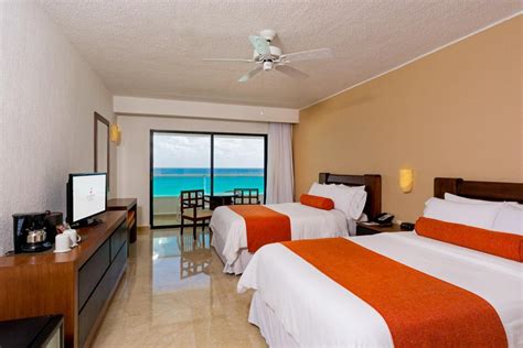 Flamingo Cancun Resort in Mexico - Room Deals, Photos & Reviews