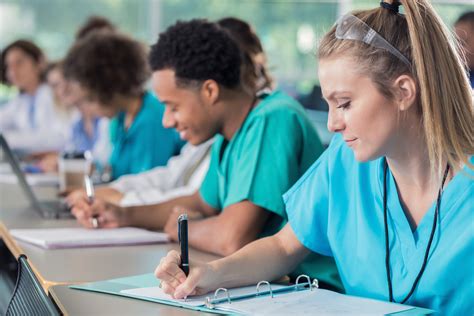 how-to-become-a-registered-nurse - Gwinnett Colleges and Institute