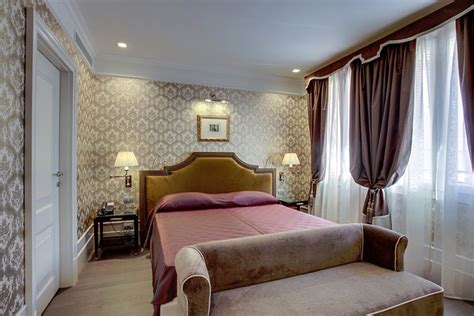 Hotel Moresco Rooms: Pictures & Reviews - Tripadvisor