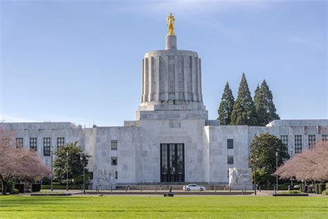 13 stunning capitol buildings across the U.S. - Curbed