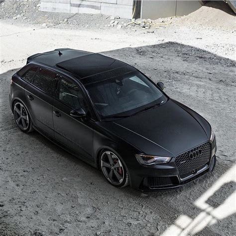 A spectacular ‘shine’ on this matte black • Audi RS3 Sportback - 5 cylinders - black everything ...