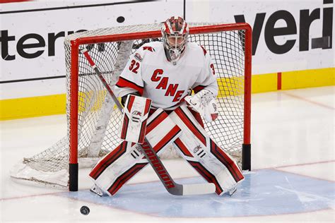 Hurricanes’ Antti Raanta to start Game 1 against Islanders - The Athletic